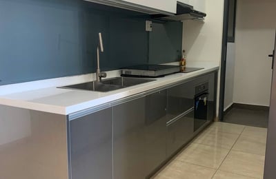 Vermietung einer neuen 2-Schlafzimmer-Wohnung mit Flussblick, Stadtteil Son Tra, Da Nang, Vietnam